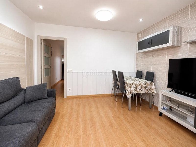 Foto ba4ee7db-c57d-4713-815e-a8369aaa95c2. Casa a Eixample Sabadell