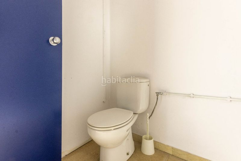 Foto b581b9e8-5514-4a43-8ac9-298b8fd7e52d. Local comercial a Eixample Sabadell