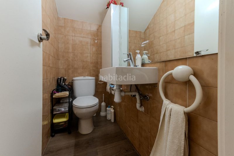 Foto 01e22337-87b3-41b8-9d80-88e30ba338c1. Casa amb calefacció aparcament a Creu de Barberà Sabadell