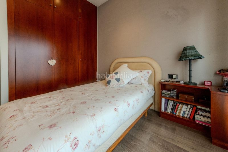 Foto 4302faa6-a7c3-4c7b-96d4-8cfeda6f0076. Casa amb calefacció aparcament a Creu de Barberà Sabadell