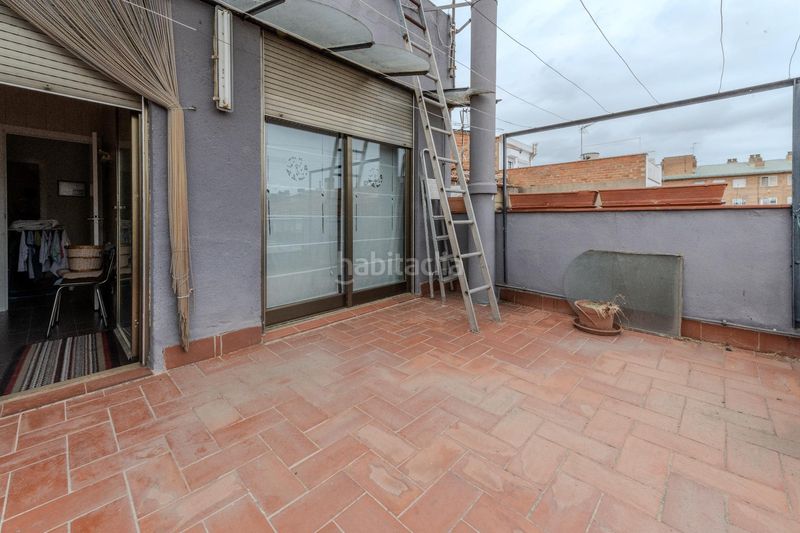 Foto 7c42b8c1-9e58-4c6d-891d-0bffe1e258f9. Casa amb calefacció aparcament a Creu de Barberà Sabadell
