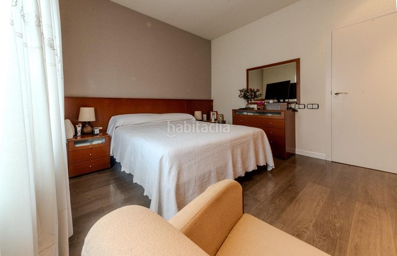Foto 929ee31c-7608-4878-bc95-3c3bfafbaba6. Casa amb calefacció aparcament a Creu de Barberà Sabadell