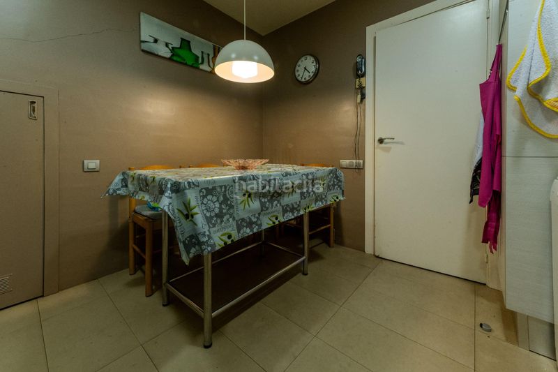 Foto aaf36840-26af-4481-b862-6f24f8d20a70. Casa amb calefacció aparcament a Creu de Barberà Sabadell