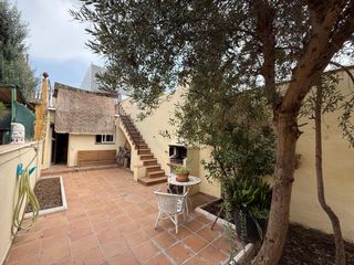 Casa a Eixample. Casas pensadas para vivirlas y patios pensados para disfrutarlos
