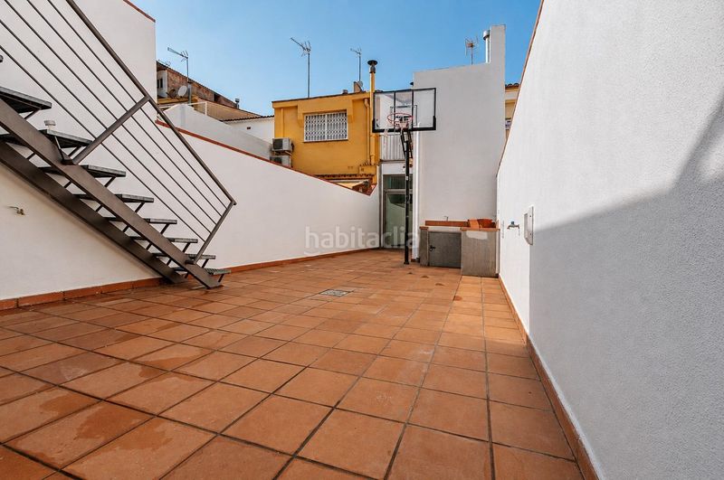 Foto 18618775-ba0a-48c4-a7fb-7470639a4f27. Casa amb calefacció aparcament a Eixample Sabadell