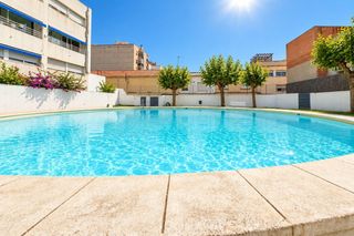 Affitto Duplex in Eixample. Duplex 3 habitaciones con piscina comunitaria