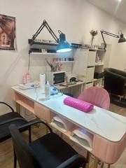 Pas-de-porte Local commercial à Verdum. Traspaso centro de manicura y academia