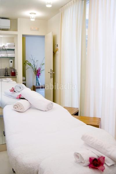 Foto 0e99d73c-9b11-48ca-9476-4545332c7561. Traspaso local comercial traspaso centro de estética avanzada en Barcelona