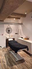 Traspaso Local Comercial en Carrer d'astries 4. Busco socio inversionista para clnica esttica