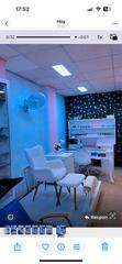 Umzug Geschäftsraum in Avinguda de la mare de déu de montserrat 267. Traspaso peluquería unisex y estética