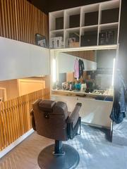 Business premise in Carrer del Doctor Pi i Molist