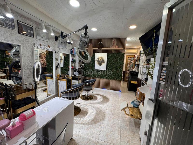 Foto fe980d2f-5383-4823-be81-62dee25d07b1. Traspàs local comercial a Vilapicina - Torre Llobeta Barcelona