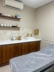 Pas-de-porte Local commercial à La Gavarra. Traspaso clínica de medicina estética
