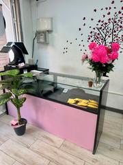 Pas-de-porte Local commercial à Carrer de ramon albó 2. Traspaso peluquería unisex y estética