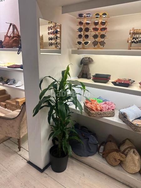 Foto 82a142e5-1180-4ec4-b56b-b3c385715b46. Traspaso local comercial traspaso tienda de ropa y zapatería en Barcelona