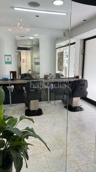 Foto 0b2af1ef-71c5-49e3-b917-c4ae05414da2. Pas-de-porte local commercial dans Tres Torres Barcelona