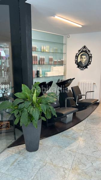Foto 3dd6db7f-acd0-4aaf-8ae1-adfeb320a8c8. Traspaso local comercial traspaso salón de belleza de lujo en Barcelona