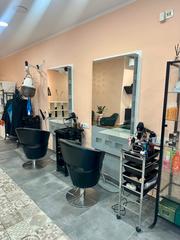 Pas-de-porte Local commercial  Carrer de vila i vilà 20. Traspaso peluquería unisex y estética