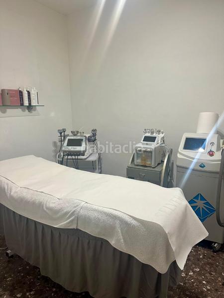 Foto e34683db-8dbd-47ec-b060-4ea6bb2d2692. Pas-de-porte local commercial dans Dreta de l´Eixample Barcelona