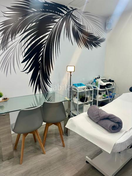 Foto 675c3a81-19b6-4c27-bc68-3ef391fb107a. Traspàs local comercial a Eixample Sabadell