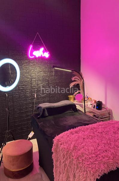 Foto 380bcafa-1f67-49f2-bbcd-6fbbe567bc4e. Pas-de-porte local commercial dans Centre Santa Coloma de Gramenet