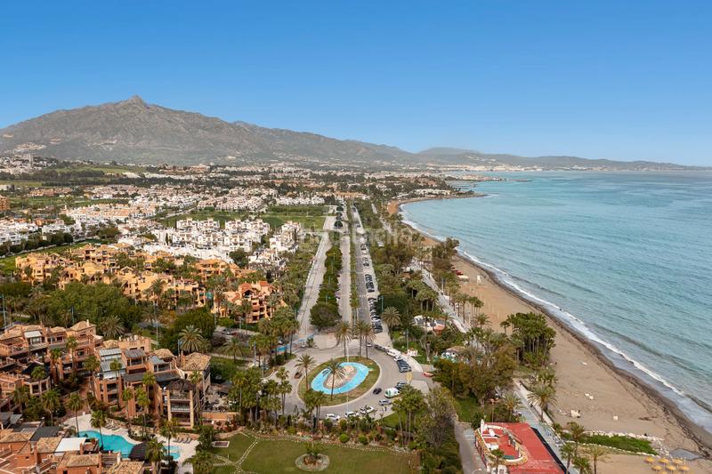 Foto 5b8fa327-64a9-4256-bbe2-f44a4cc7202a. Maison dans Marbella calle gitanillas dans Nueva Alcántara Marbella