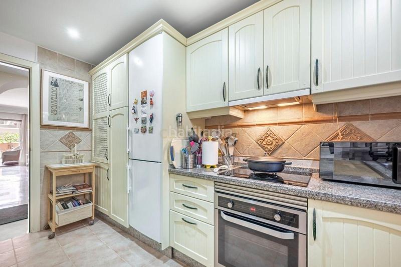 Foto 890dc306-8f10-4cd0-901a-8a1e8cc2b927. Appartement dans camino de brijan dans Bel - Air Estepona