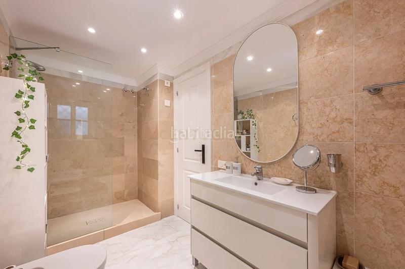 Foto 0ec37bbf-eef6-462c-8fd5-4894387821bb. Casa a calle jazmín a Paraiso - Barronal Estepona