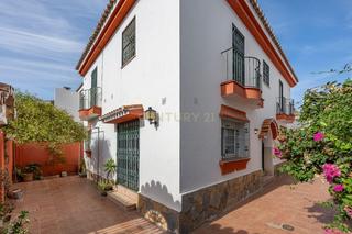 Maison à San Pedro de Alcántara Pueblo. Encantadora casa independiente en san pedro de alcántara