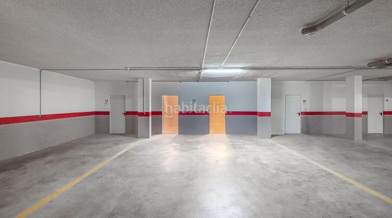 Foto ba1f7662-4d00-4b57-a4d6-47e058441175. Zweistöckige wohnung mit parking pool in La Concha - Resina Golf Estepona