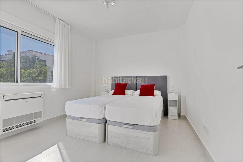 Foto 1756975d-6475-4ef0-ace0-1c0e9094ecee. Lloguer casa amb aparcament a Nueva Alcántara Marbella