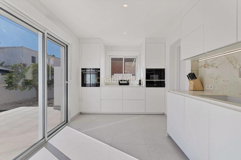 Foto 1ec89317-dfd0-4988-ab3d-a036e415a9af. Location maison dans urb. los ángeles dans Nueva Alcántara Marbella