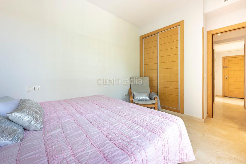 Foto 6abfaa53-8d73-441a-b9bf-9349cdf703ac. Apartament amb piscina a La Concha - Resina Golf Estepona
