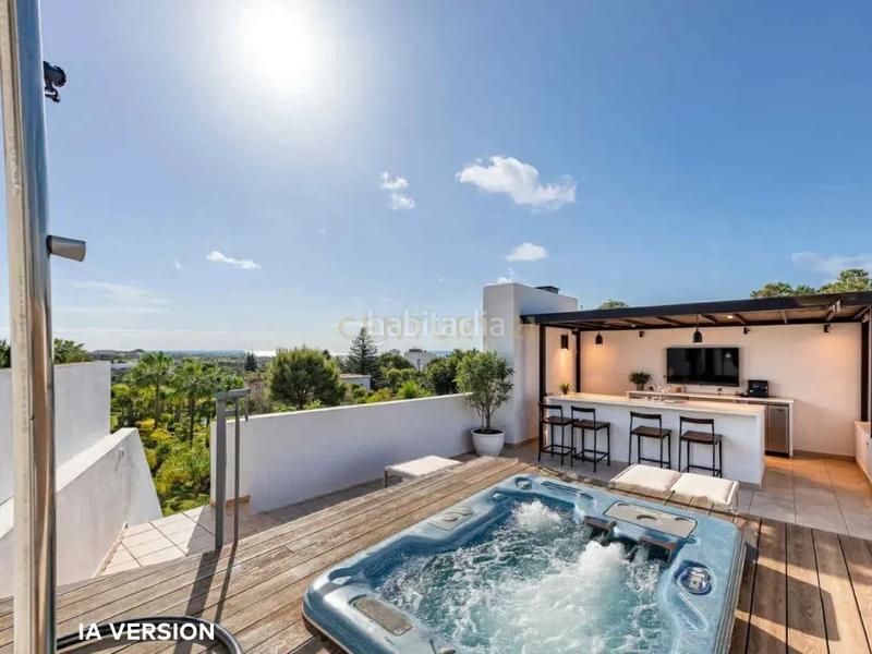 Foto a6be8bc8-b34e-4e20-9f27-e7c75c54b36d. Apartament amb piscina a La Concha - Resina Golf Estepona