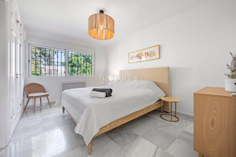 Foto a92fbdb4-37a2-4cc0-a5d3-6d18836b0838. Casa a schiera con piscina in Nueva Alcántara Marbella