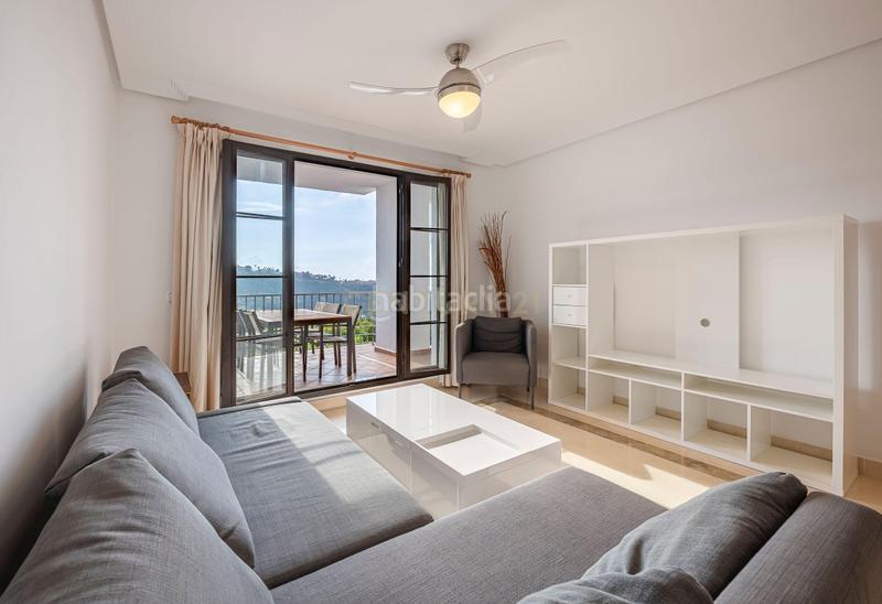 Foto d0ec768f-2e32-448e-884e-fc4646584571. Miete appartement mit pool in los arqueros - puerto del almendro Benahavís