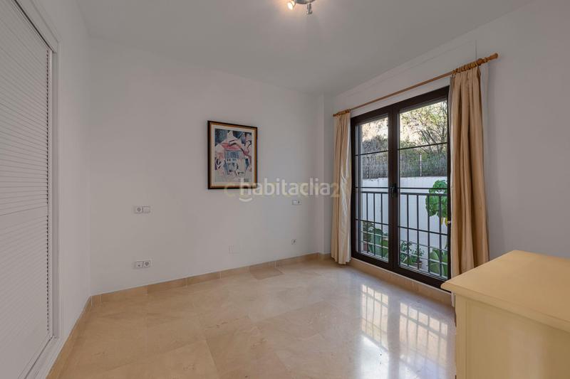 Foto 8cda1fda-1991-411b-99b3-5cc50b35654b. Rent apartment with pool in los arqueros - puerto del almendro Benahavís