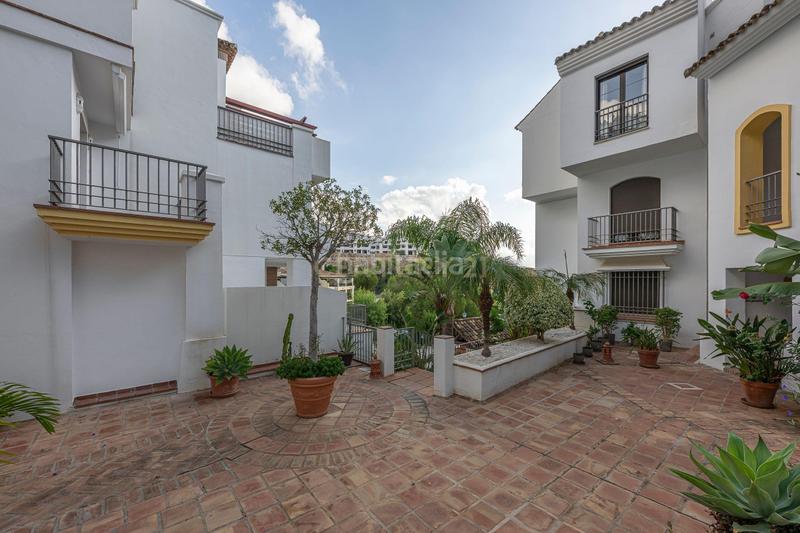 Foto a3b5338a-6d2c-4adf-a22f-ccc7d8780a67. Rent apartment with pool in los arqueros - puerto del almendro Benahavís