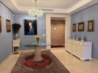 Affitto Piccolo appartamento in La Quinta. Moderno apartamento con vistas al mar en la quinta, benahavís