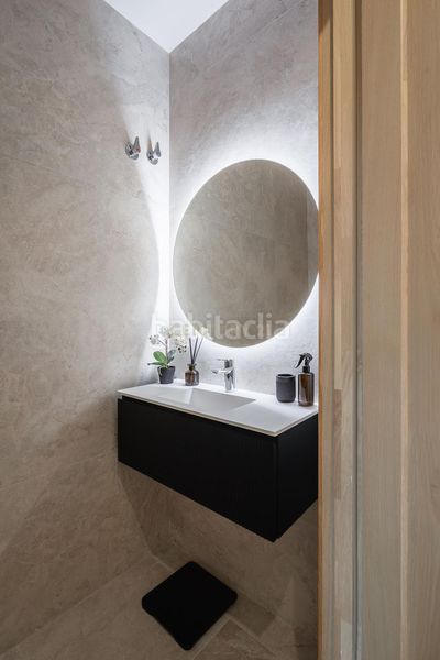 Foto d6081091-5c2f-46b8-91cd-5708137c1af6. Casa amb aparcament piscina a La Alquería Benahavís