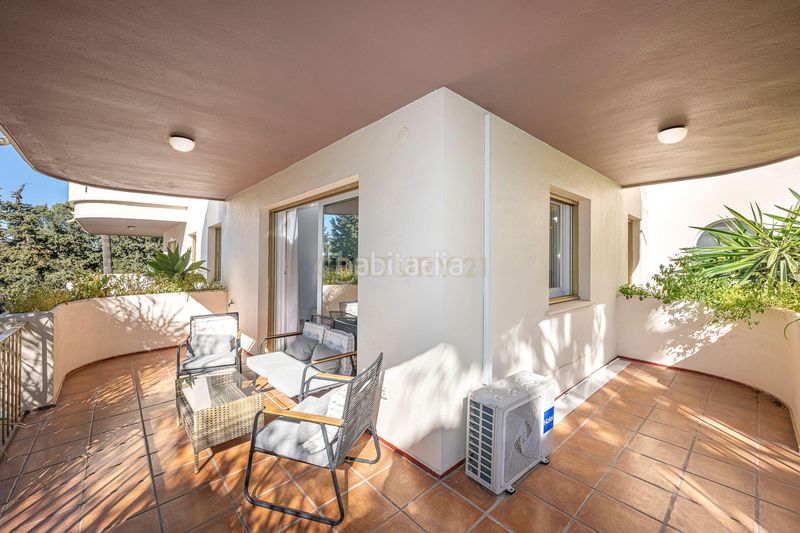 Foto 0b8db995-2209-4419-866c-b327d6502494. Apartament amb piscina a Nueva Andalucía centro Marbella