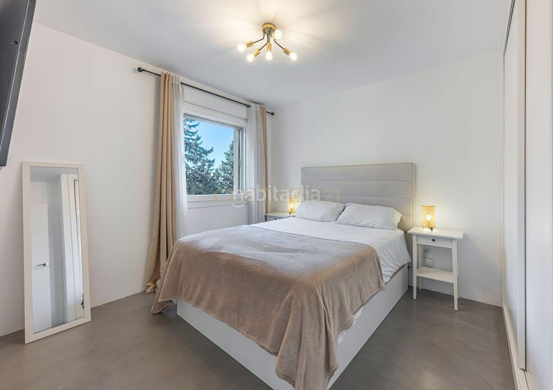 Foto b35b7826-eff3-4079-ab87-d48bf45a8814. Apartament amb piscina a Nueva Andalucía centro Marbella