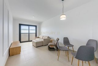 Apartment in Los Ríos. Moderno apartamento en mijas, málaga con piscina y garaje