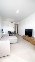 Apartament a Los Ríos. Moderno apartamento en mijas, málaga con piscina y garaje