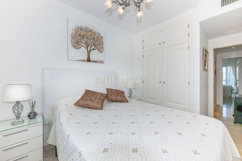 Foto 06f33f67-cfe9-4c87-b090-84cb6b0c0513. Apartament amb aparcament piscina a El Castillo Manilva