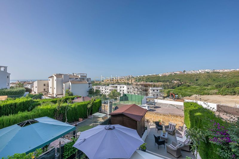 Foto 15bd6dc3-7fd8-4391-a603-bcb6376b4a77. Apartament amb aparcament piscina a El Castillo Manilva