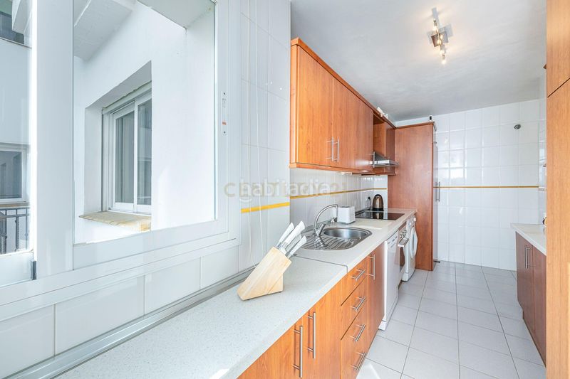 Foto 1c41fc97-ff3b-4e04-ae75-d058f6f60aea. Apartament amb aparcament piscina a El Castillo Manilva