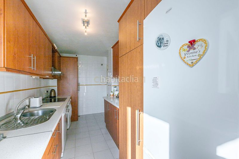Foto 3f3f44f5-57fb-4279-99f3-19b08f565c95. Apartament amb aparcament piscina a El Castillo Manilva