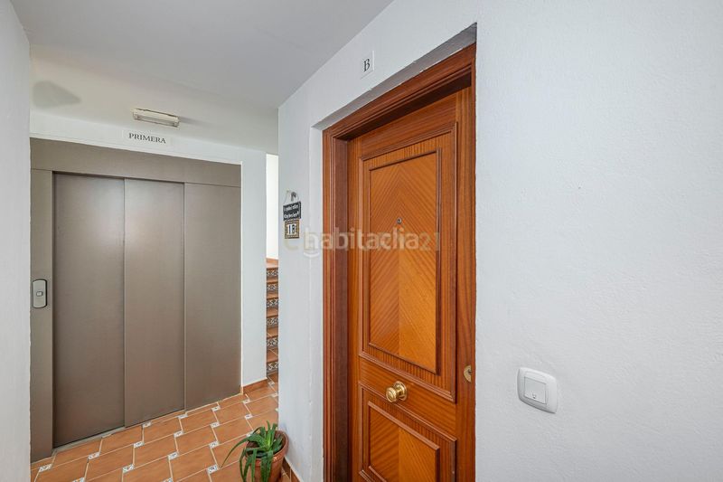 Foto 88739dd0-edd9-4fcc-b800-d6a36ff40b36. Apartament amb aparcament piscina a El Castillo Manilva