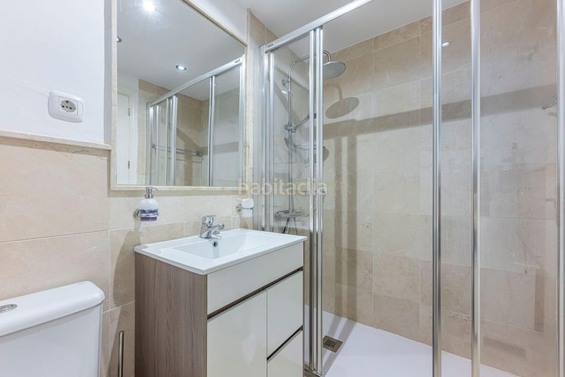Foto b337f6d7-cfc8-4858-bacb-5fab99a656f7. Apartament amb aparcament piscina a El Castillo Manilva